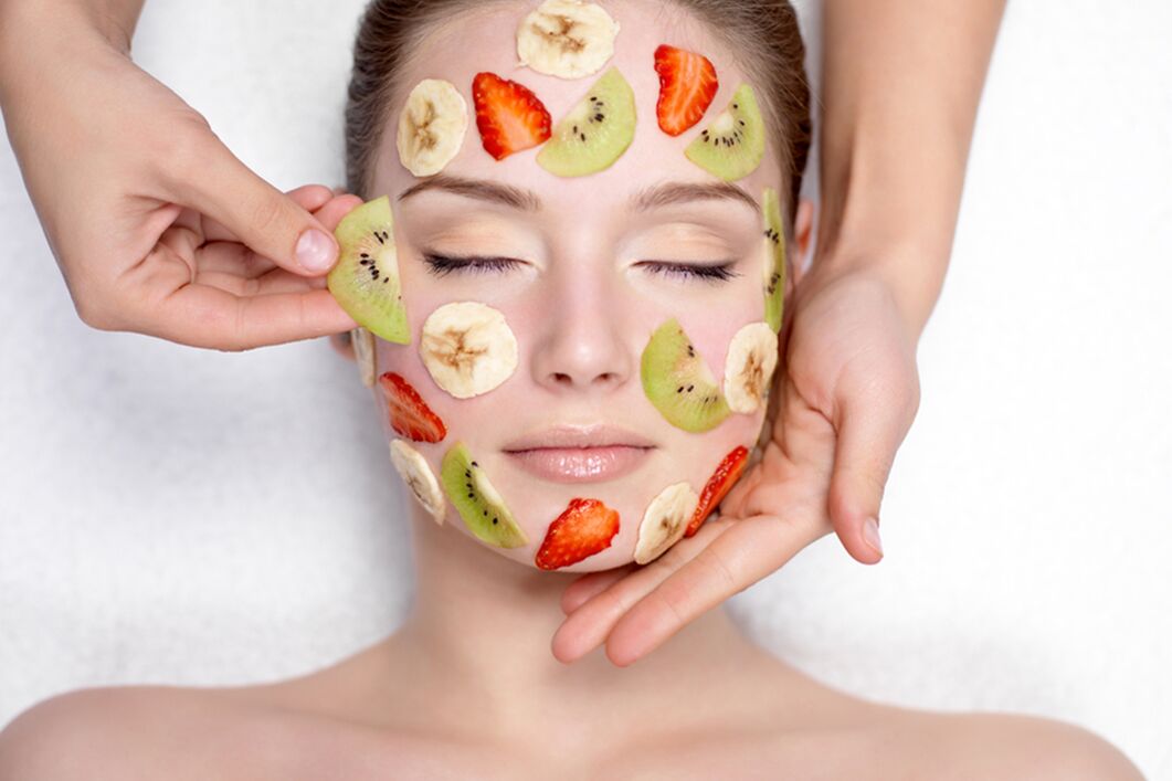 frutas y bayas para el rejuvenecimiento de la piel