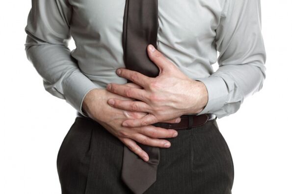 El malestar estomacal es un efecto secundario de los remedios caseros para el rejuvenecimiento. 